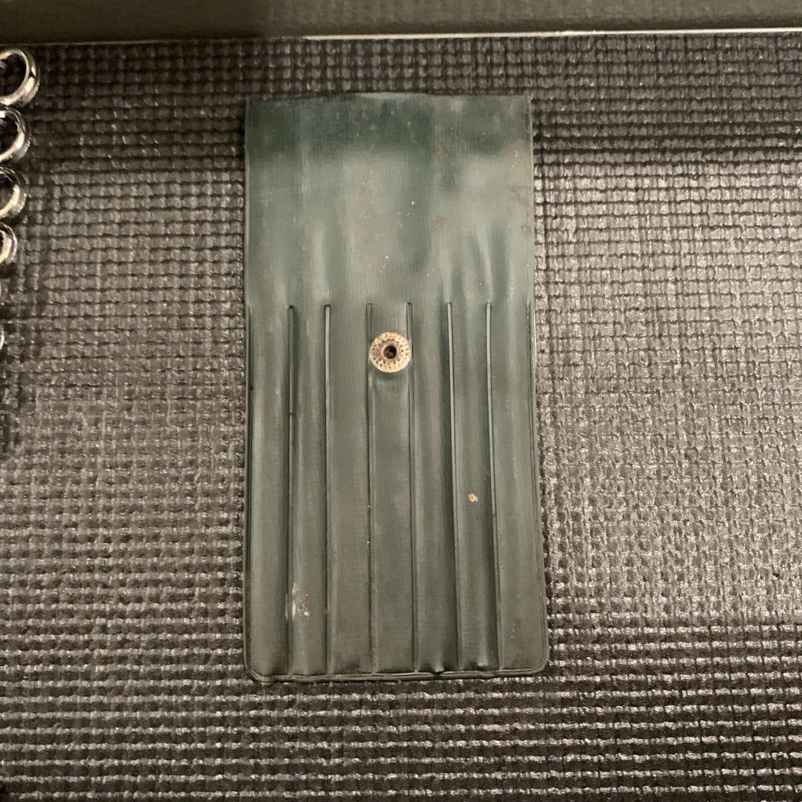 Picture 2 of 4