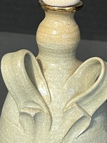 Hogan Pottery Angel Oil Diffuser 5 “H /3 “ 1/4 Wide - Picture 6 of 7