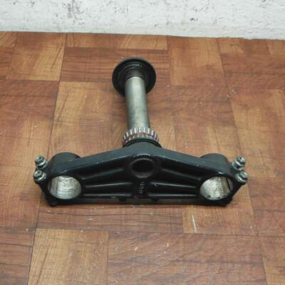 はし 93 Kawasaki ZX 1100 ZX11 ZX1100 D Ninja lower triple tree fork