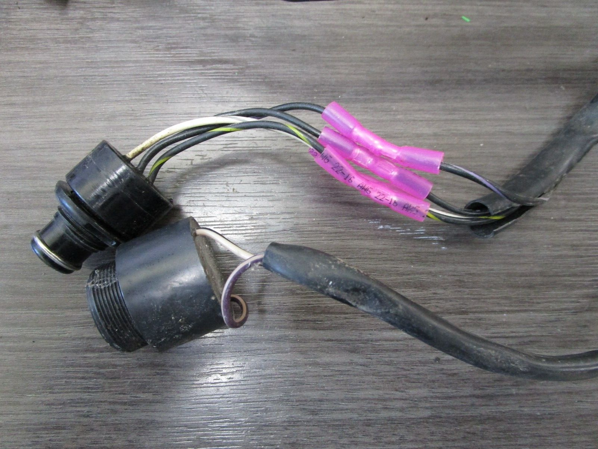 07 SEADOO GTX STD 155 START STOP HOUSING ASSEMBLY 277001481 07 SEADOO GTX STD 155 START STOP HOUSING ASSEMBLY 277001481