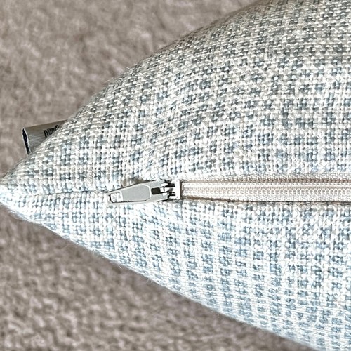 1406. Scatter Dove 100% Linen Cushion Cover. Various sizes - Picture 2 of 4