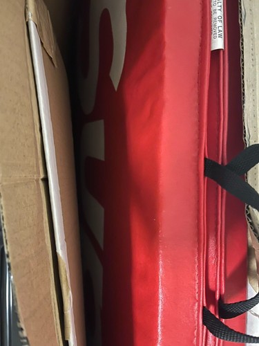 Supreme Everlast Folding Exercise Mat in Red, FW17 - New - Picture 2 of 3