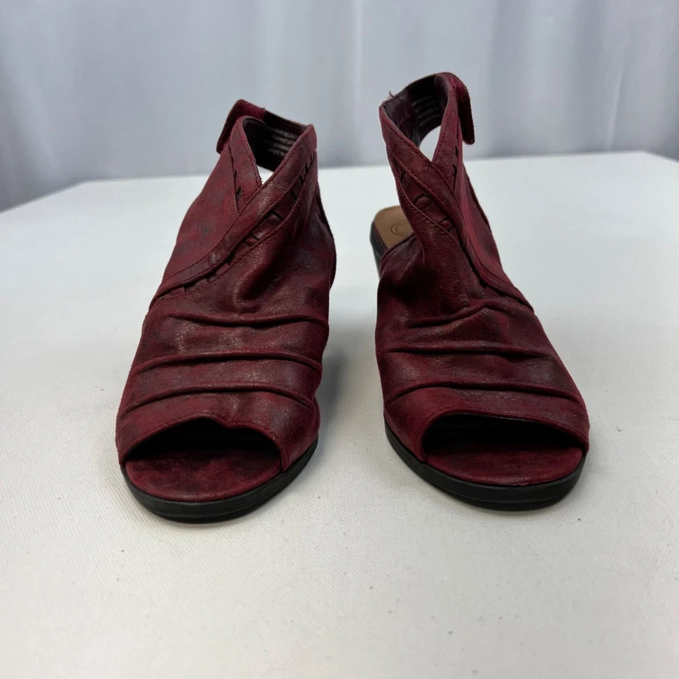 Botines de tacón Madeline para mujer punta abierta borgoña/negro talla 6,5 M Foto 4 de 4