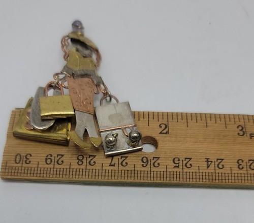 Adorable Copper Brass Silver Color Metal Brooch Figural Lady Shopping W/ Bags - Picture 18 of 18