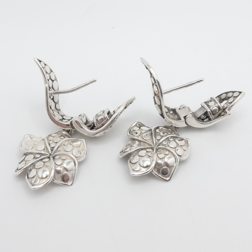 John Hardy Sterling Silver Ayu Dot Frangipani Flower Drop Earrings - Picture 3 of 9