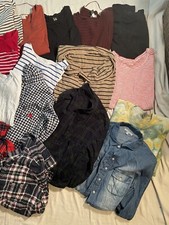 Womens Mixed Lot, Med-Large. -24 Total-