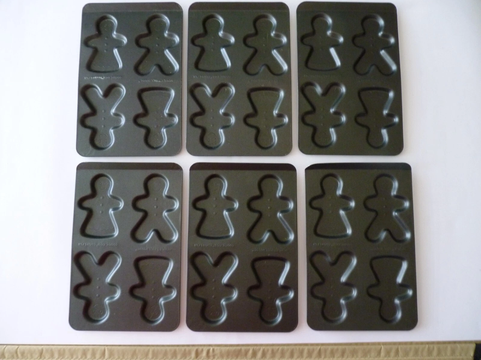 Nestle Toll House Cookie Kids Baking Pans Set of (6) Gingerbread Girl Boy 10x7"