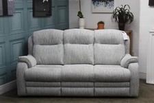 PARKER KNOLL BOSTON STATIC 3 SEATER SOFA IN THE DUNE MIST FABRIC. RRP £2029.