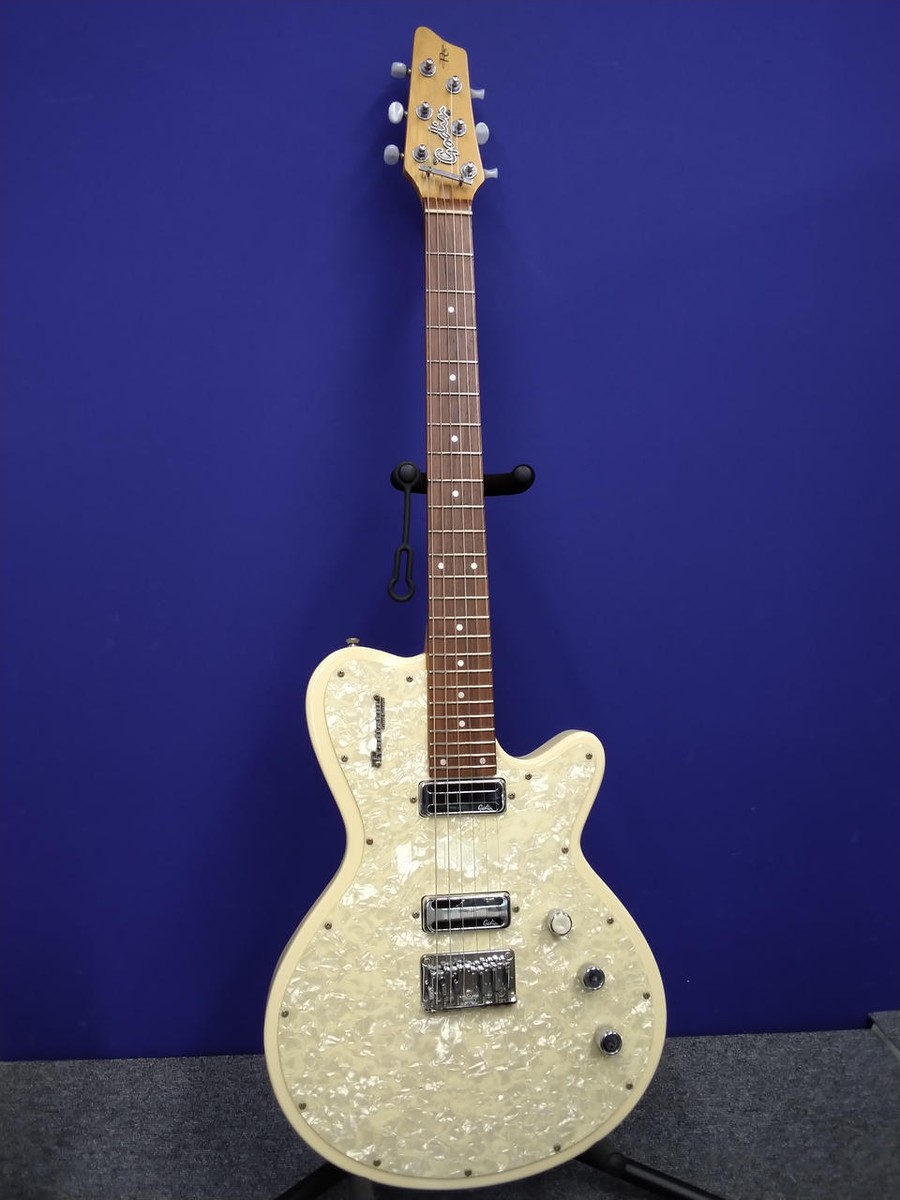 Godin Radiator エレキギター Radiator Bourbon Burst RN | Godin Guitars