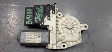 VOLKSWAGEN JETTA RR Door Window Motor 1K5 839 402 A