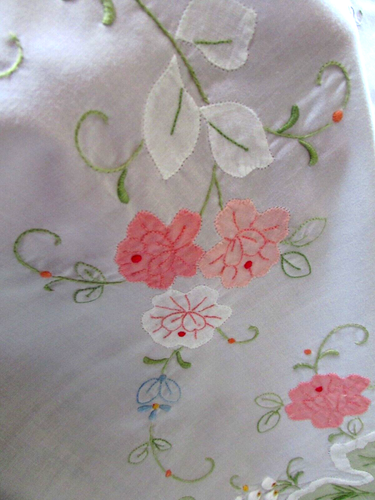 VTG Rectangle 101 X 68 Spring Tablecloth & 12 Napkins Embroidery Applique Insert - Picture 6 of 24