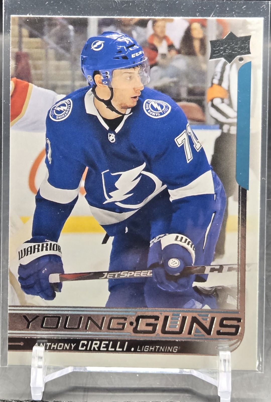 2018-19 Upper Deck Series 1 Anthony Cirelli Young Guns RC #219