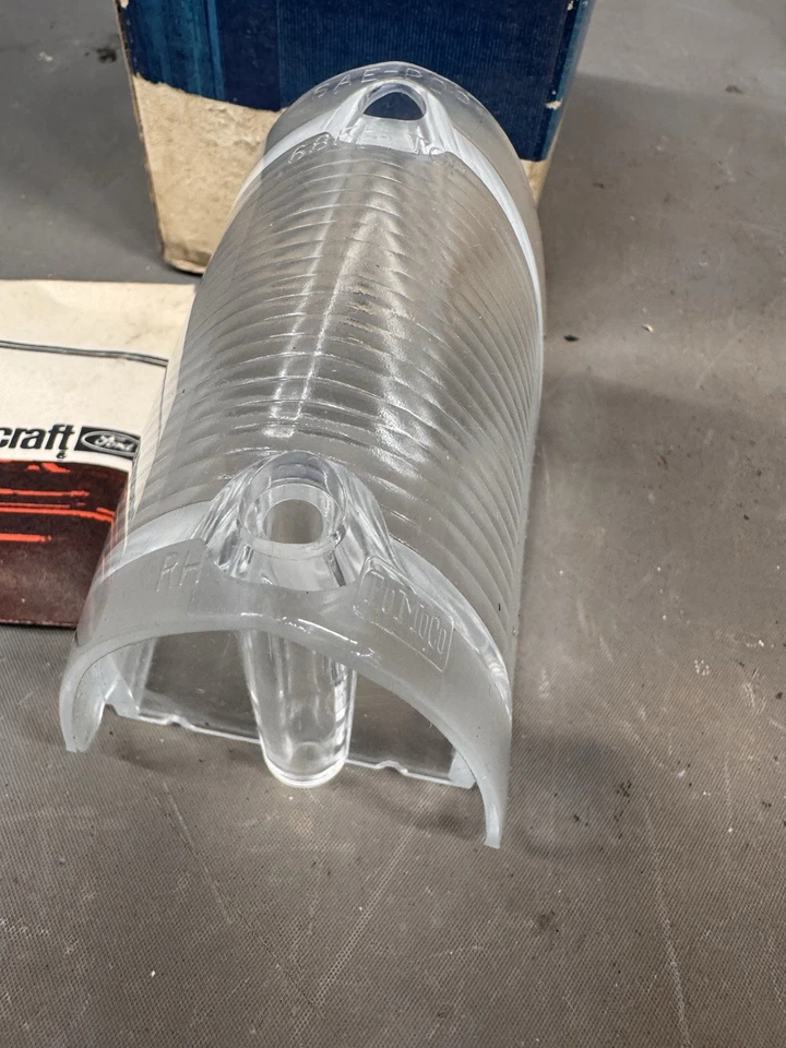 1968 1969 Ford Torino GT Fairlane lâmpada de seta lente Ranchero luz marcador destro - Imagem 3 de 4