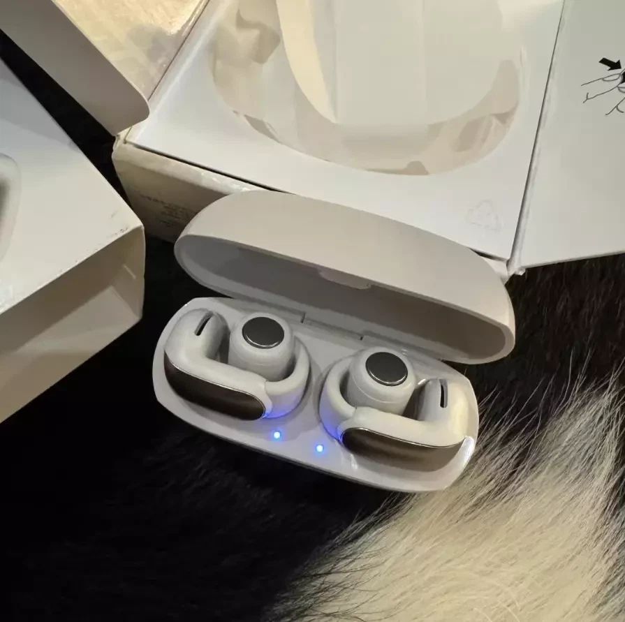 Bose Ultra Open Wireless Bluetooth Ear Clip - New Sealed - white - Image 4 of 4