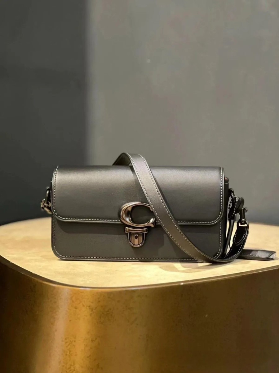 COACH コーチ ショルダーバッグ Studio Bag BLACK CE331 COACH CE331 Studio Bag 20 Black Outlet Women Crossbody