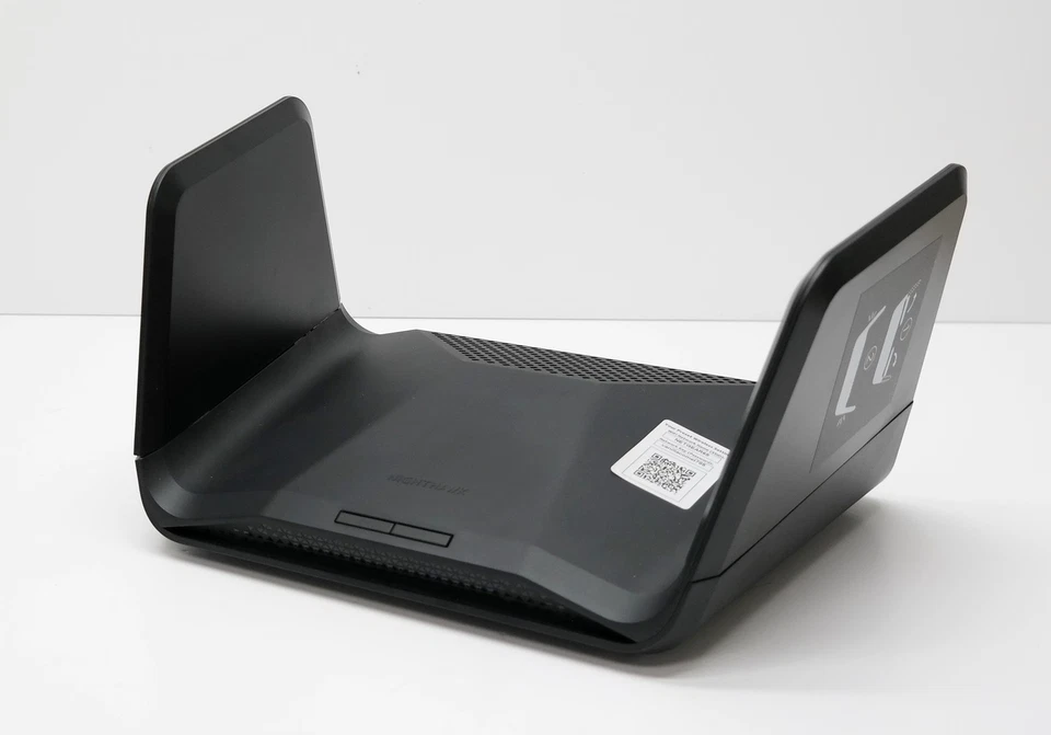 NETGEAR Nighthawk AX6600 RAX70 Tri-Band Wi-Fi 6 Router - Image 2 of 4