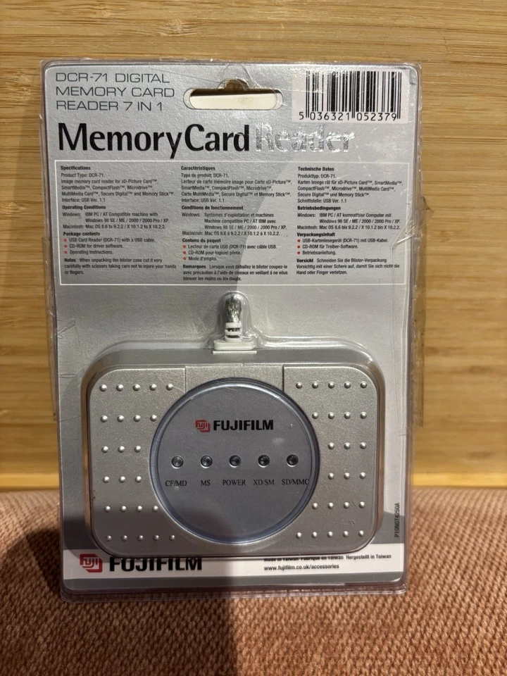 Fujifilm Digital Memory Card Reader 7 in 1 DCR-71 Vintage - Image 3 of 3