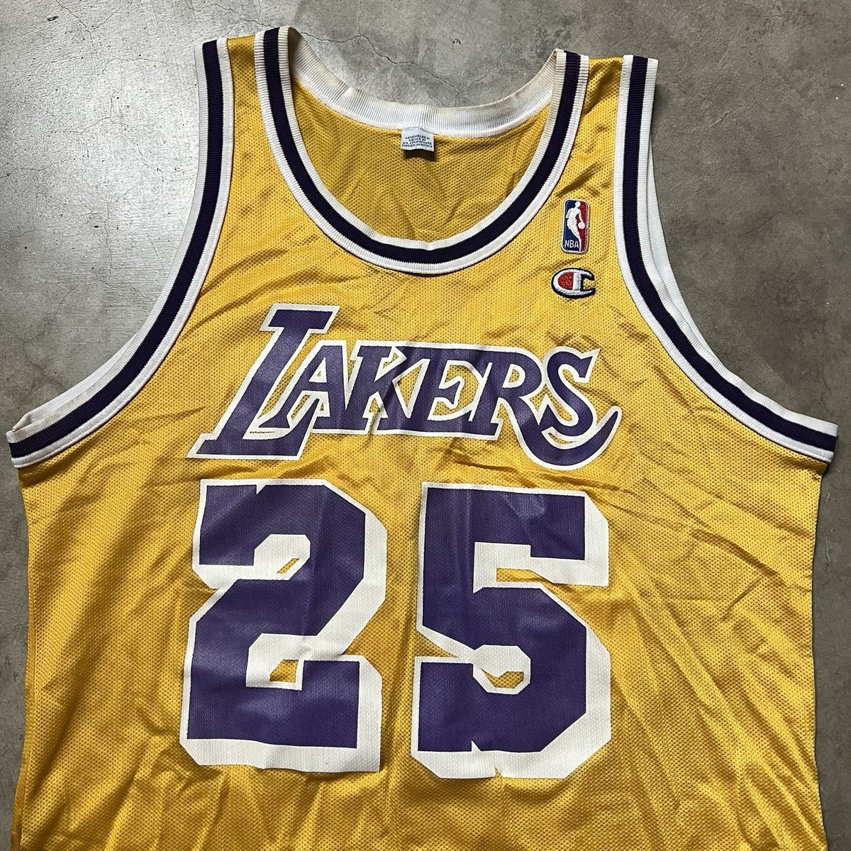 Vintage 90's NBA Los Angeles Lakers Eddie Jones #25