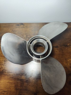 Mercury MerCruiser Bravo 111 Quicksilver 48-823667A6 26P Stainless Propeller