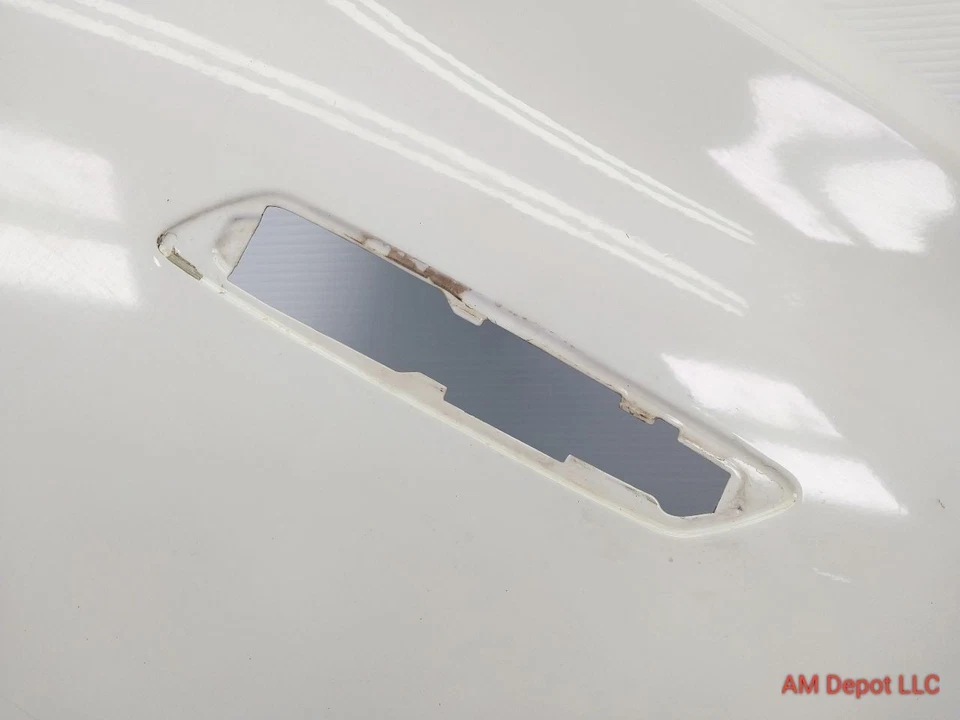 2012 BMW 535i 550i GT F07 Front Right Passenger Fender Alpine White LOCAL PU - Image 4 of 4