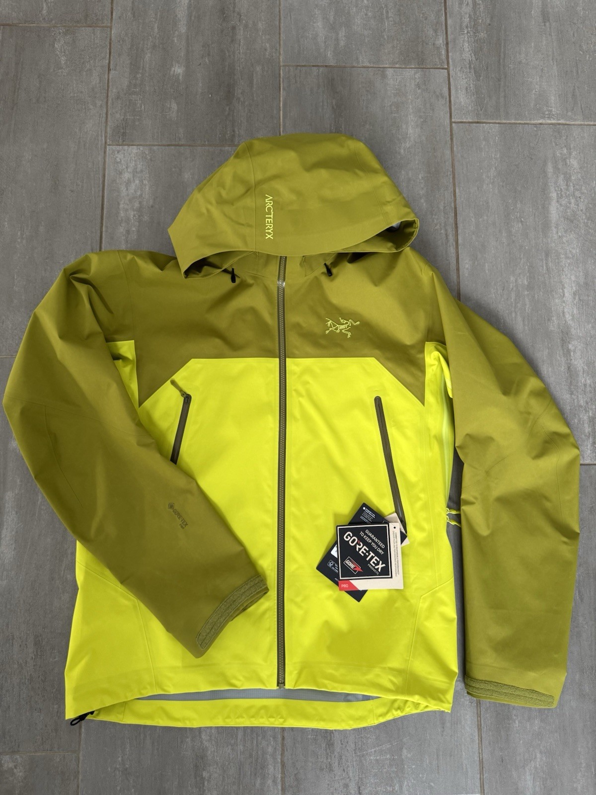 Chaqueta rígida Arcteryx Beta AR 3L talla L