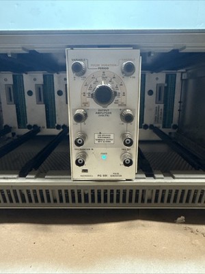 Tektronix PG501 Pulse Generator - Tested turns on