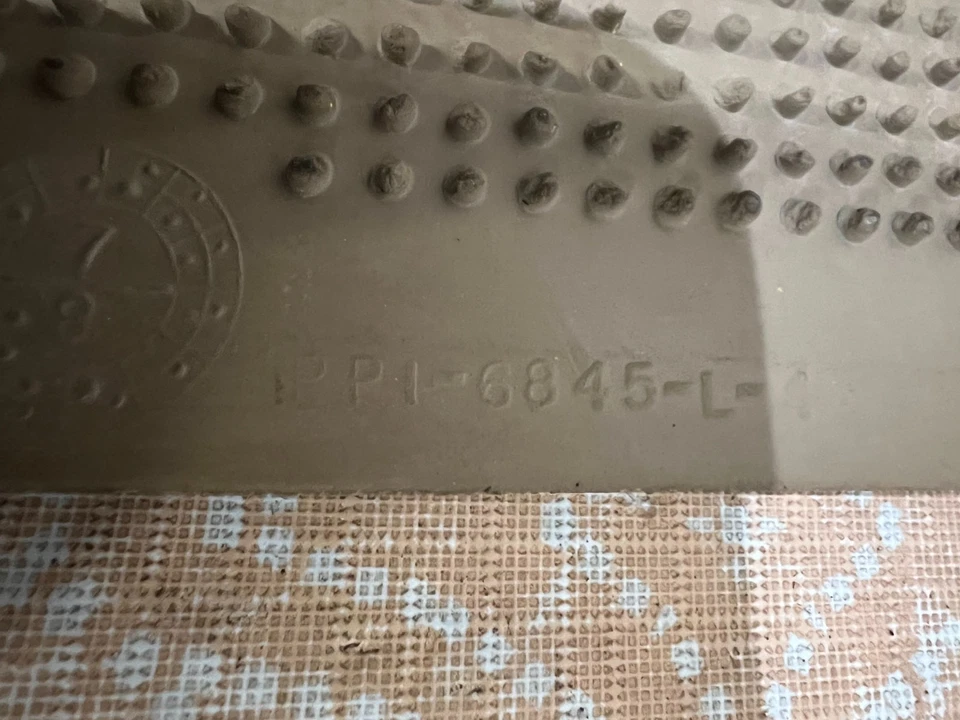 85 86 87 Saab 900 Classic Hatchback Rear Floor Mat Set Left + Right OEM TAN B17 - Imagem 4 de 4