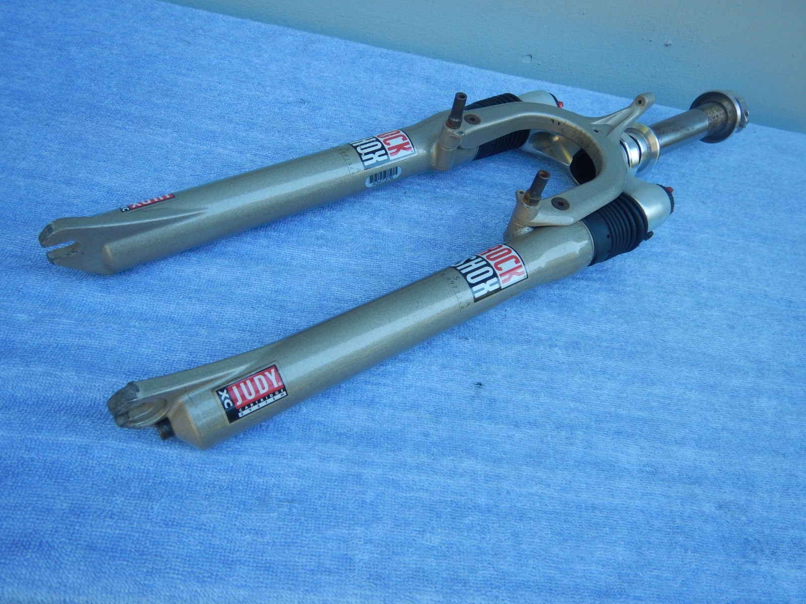 Rock Shox Judy XC Shock Fork 6.5" Steerer 1-1/8" Shocks 26" Wheels w/ Headset