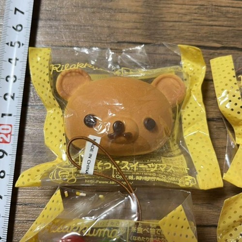 Rilakkuma Lie Sweets Mascotte Squishy Set di 4 #7d2f5f - Foto 16 di 24