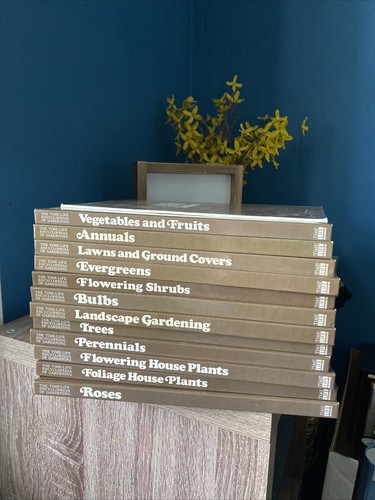 12 Vol The Time-Life Encyclopedia of Gardening Hardcover Books 1972 Incl. Index - Bild 1 von 10