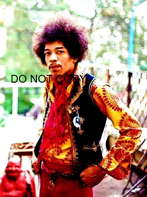 JIMI HENDRIX PHOTO -1967 PROMO SHOT 8x11