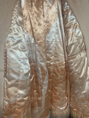 Cappotto Dennis Basso Ecopelliccia Super Morbida con Frange di Cotone Rosa Disegno M - Foto 10 di 16