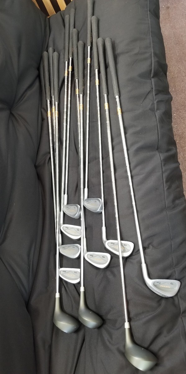 DUNLOP TD PLUS COMPLETE GOLF CLUBS--3 WOODS / 7 IRONS