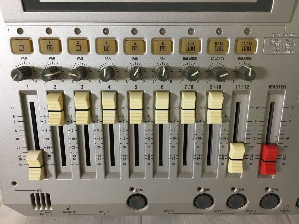 KORG D12 マルチトラックレコーダー KORG D-12 Digital Recording Studio d12 Multi Track Recorder
