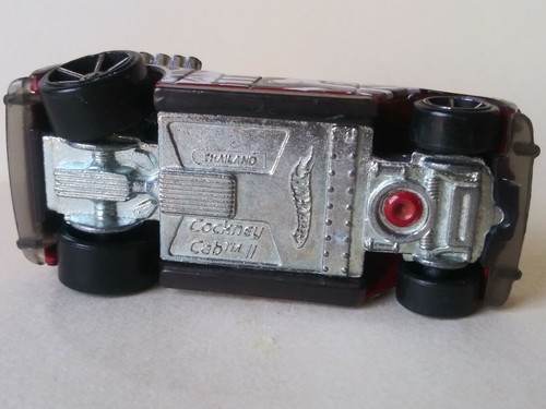 HOT WHEELS COCKNEY CAB BONE YARD RED 1/64 DIECAST CAR - Picture 6 of 6