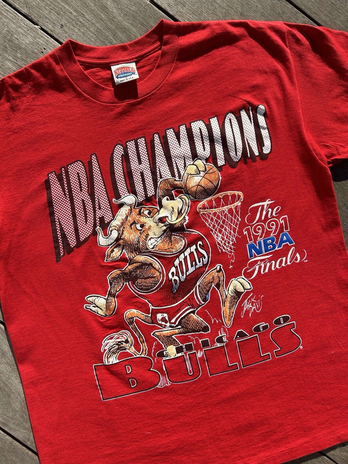 Vintage Jack Davis Chicago Bulls Michael Jordan 1991 NBA Finals Basketball Shirt