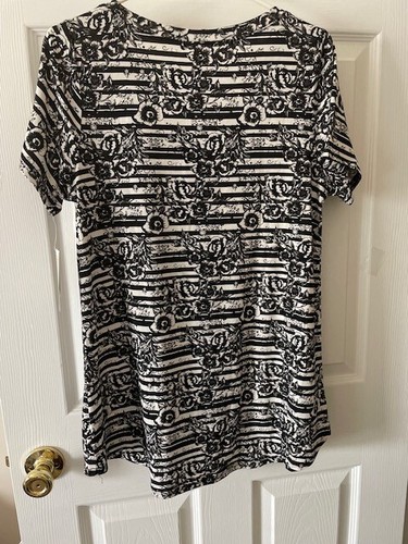 NWT Lularoe Christy-T Black White Floral Stripes Top Small - Picture 2 of 5