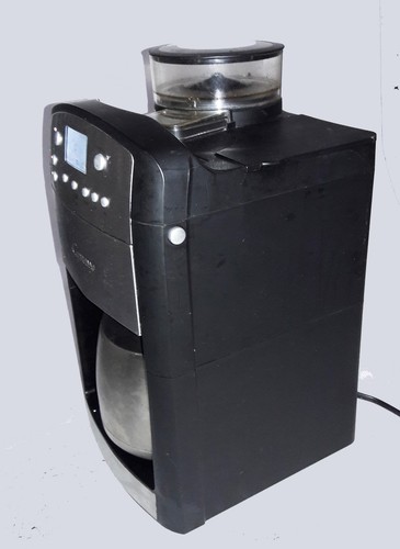 Capresso 465 CoffeeTeam TS 10-Cup Digital Coffeemaker with Conical Burr Grinder - Picture 3 of 7