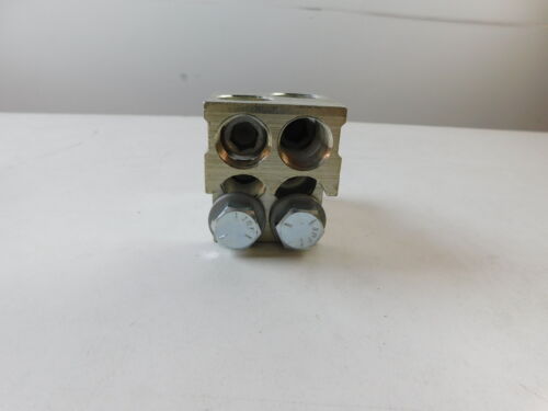 Eaton TA1200NB1 Lugs - Picture 2 of 3