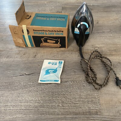 Vintage GE General Electric Steam & Dry Iron 1100 Watts Cloth Cord