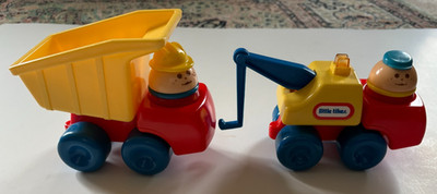 Vintage Little Tikes Toddle Tots - Tow Truck & Dump Truck Construction