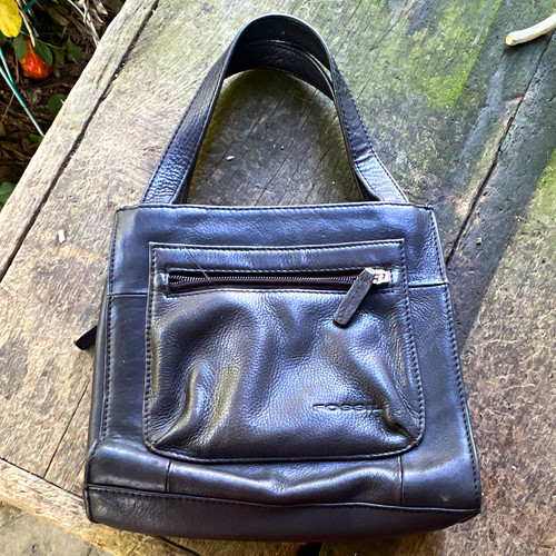 Fossil Black Leather Zip Shoulder Bag w/ Silver Hardware, Lined, Inner Pockets