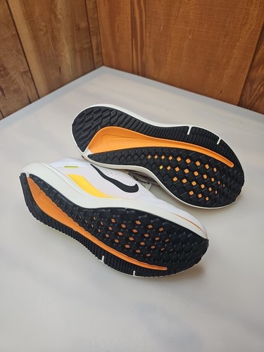 Zapatos para correr Nike Air Winflo 10 para mujer blancos/negros/limón pulso - talla 6,5 - Imagen 5 de 5