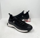 Foto 1 di 10