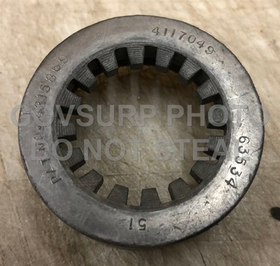 CAP DUST PROPELLER SHAFT LIL RED EXPRESS M880 VAN MOPAR 4117049 2520-00-846-1477
