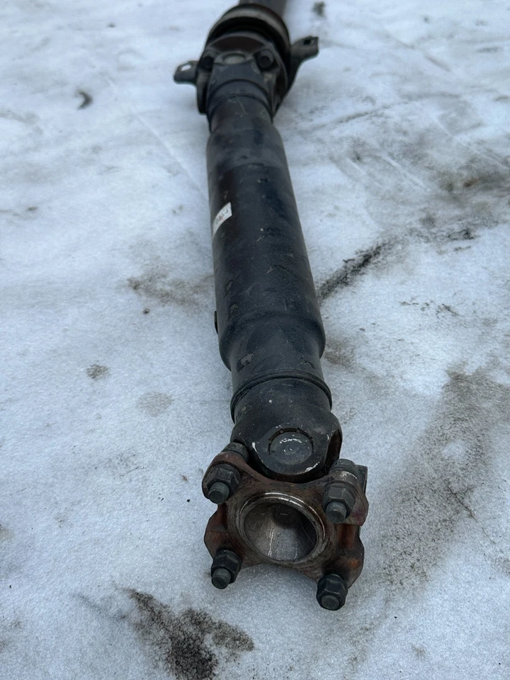 Lexus IS300 2001-2005 A/T línea de transmisión trasera eje de transmisión automático Foto 2 de 3