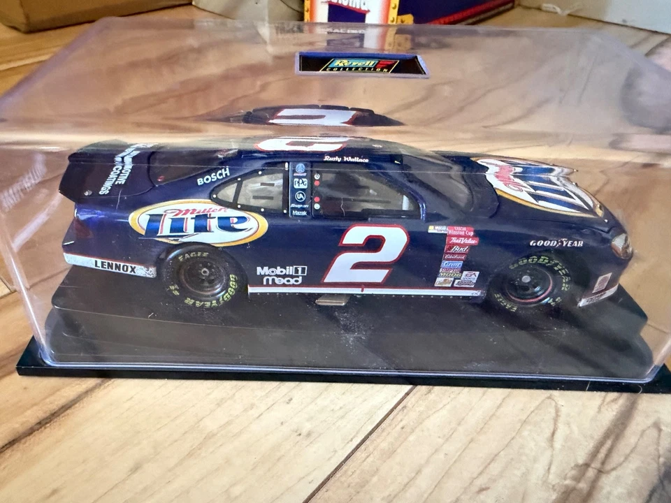 Rusty Wallace FORD Taurus #2 Miller Lite California Raced Win Version Revell - Image 3 of 4