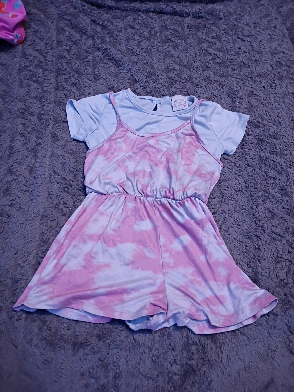 Picture 1 of 3