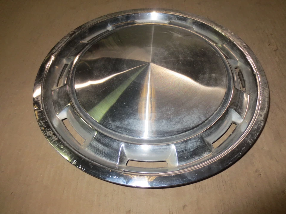 81 82 83 Dodge 400 600 Aries Reliant Le Baron Tapacubos Llanta Cubierta Tapacubos 13" Foto 2 de 4