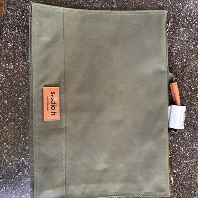 GOTTA See!! Studio H Hartmann Messenger Bag New With Tags Olive Green